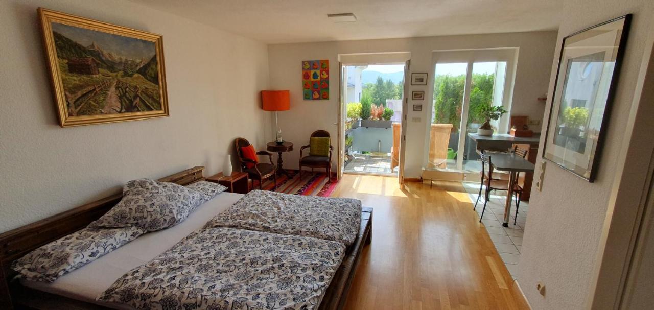 Schoene Ruhige Und Helle Wohnung In Bad Saeckingen Bagian luar foto